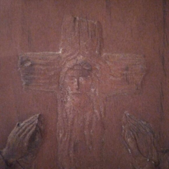 PERUVIAN WALNUT CROSS OF HOPE WALL ART - Picture 6 of 6